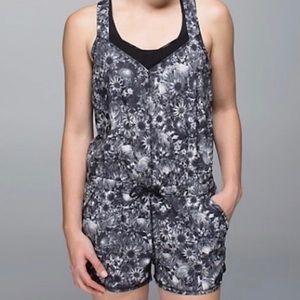 COPY - Lululemon daisy romper